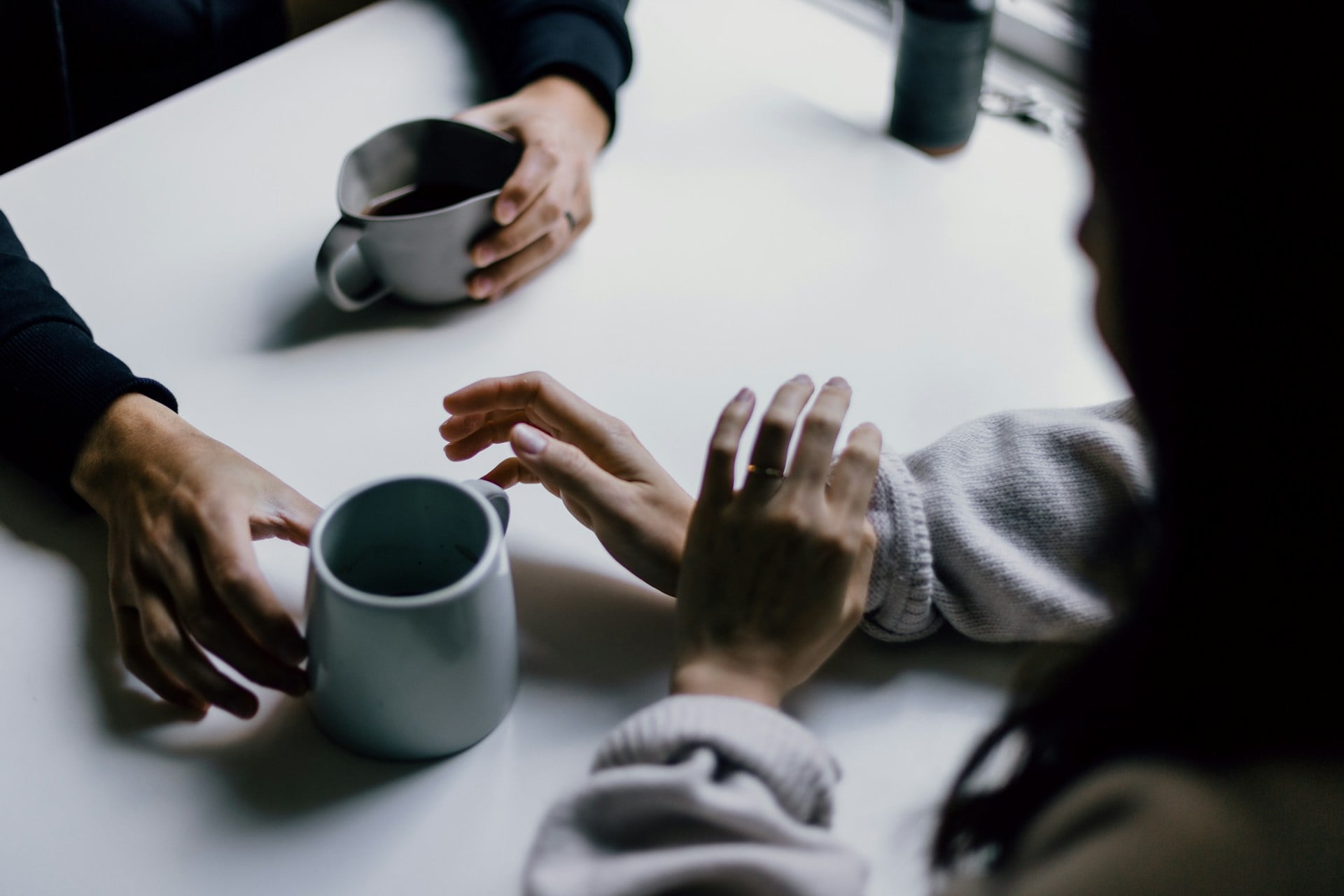 Amikor a stressz átveszi az irányítást – Hogyan segít, ha értjük, mi zajlik bennünk és másokban?